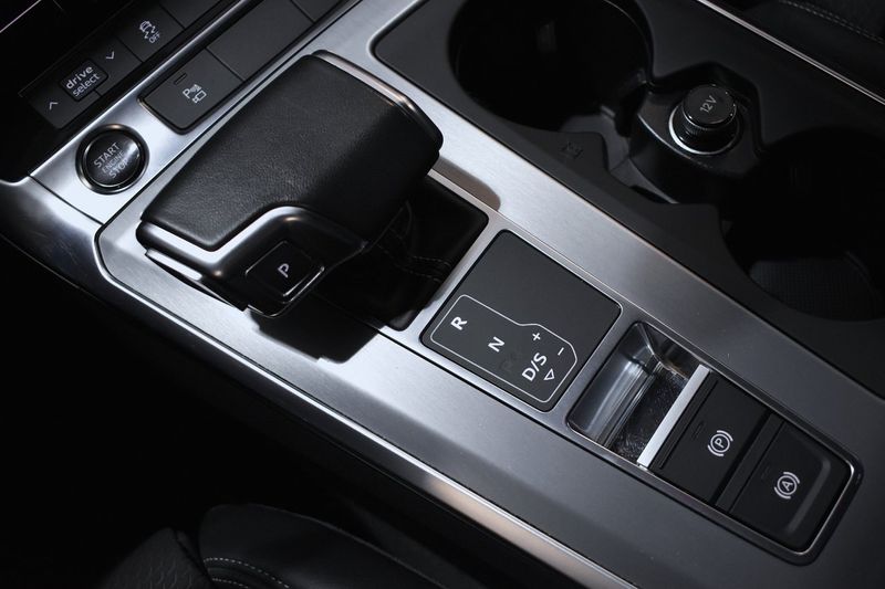 Audi A6 bild 16