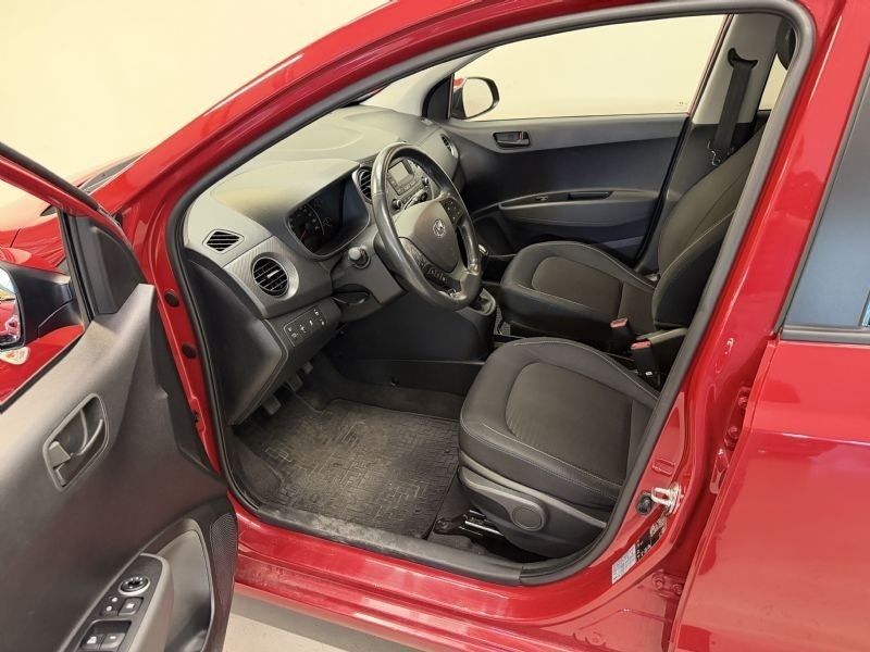 Hyundai i10 bild 8