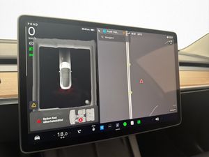 Tesla Model 3 bild 16