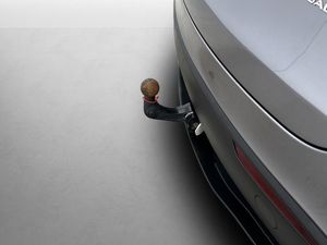 Tesla Model Y bild 8