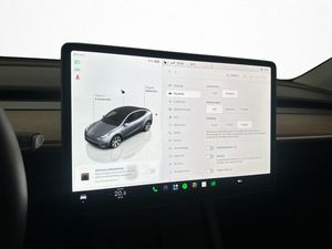 Tesla Model Y bild 19
