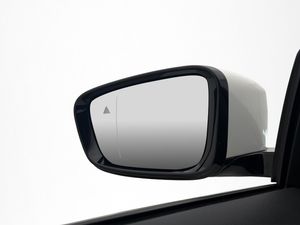 BMW i4 bild 28