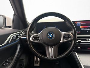 BMW i4 bild 13