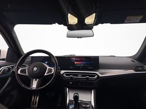 BMW i4 bild 12