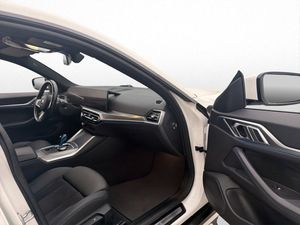 BMW i4 bild 24