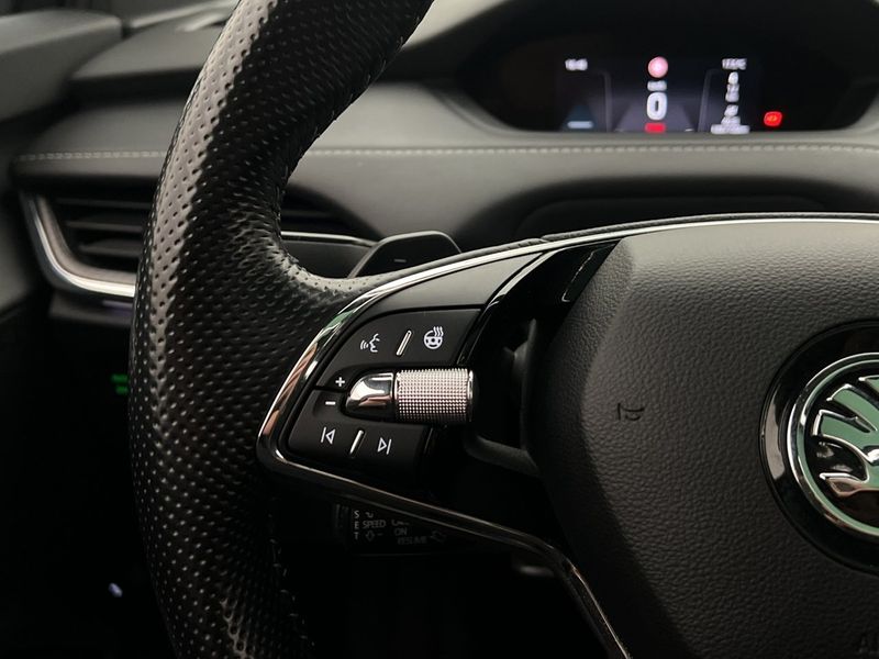 Skoda Enyaq bild 18
