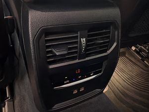 BMW i4 bild 27