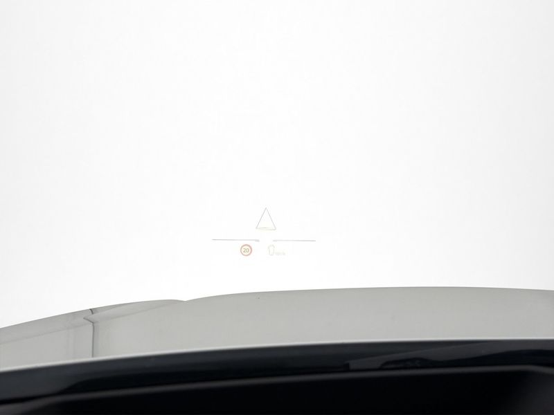 BMW i4 bild 11