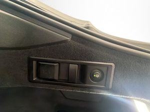BMW i4 bild 29
