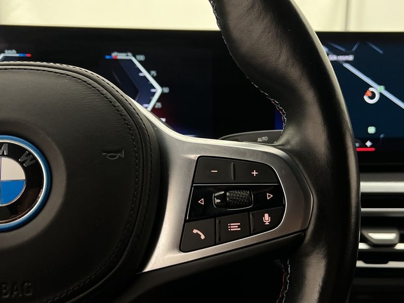 BMW i4 bild 16