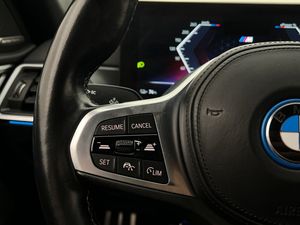 BMW i4 bild 15