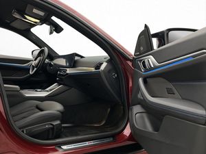 BMW i4 bild 26