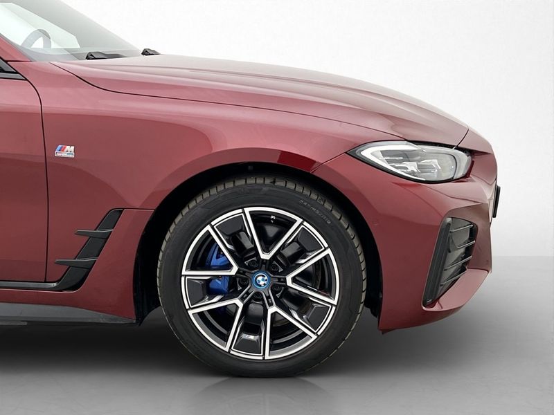BMW i4 bild 36