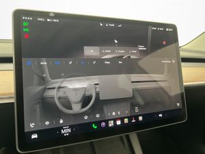 Tesla Model 3 bild 17