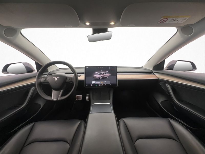 Tesla Model 3 bild 12