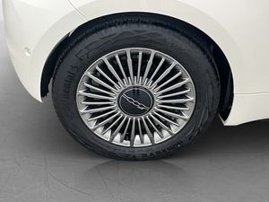 Fiat 500e bild 28