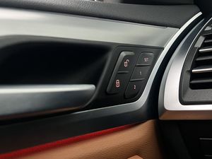 BMW iX3 bild 12