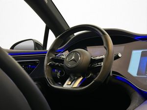 Mercedes EQE43 AMG bild 15
