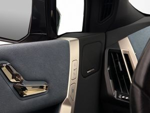 BMW iX bild 9
