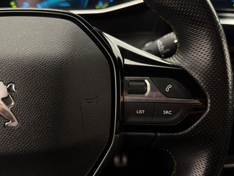 Peugeot e-208 bild 21