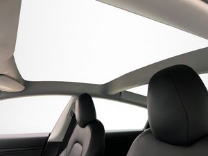 Tesla Model 3 bild 12
