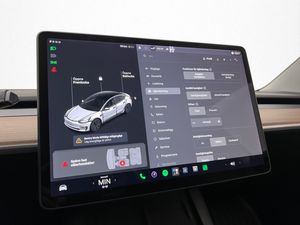 Tesla Model 3 bild 23