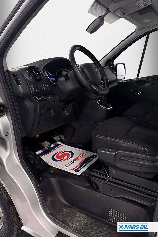 Nissan NV300 bild 4