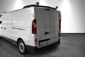 Nissan NV300 bild 2