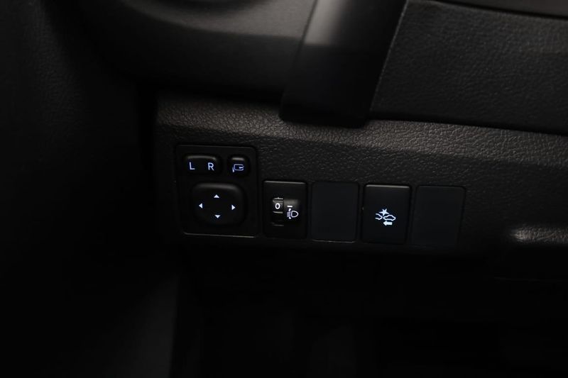 Toyota Auris bild 35