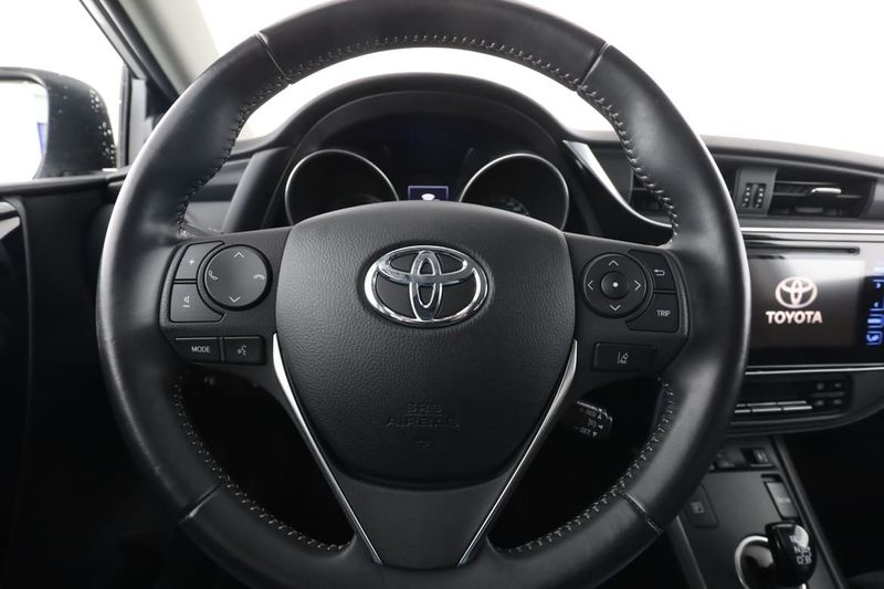 Toyota Auris bild 19