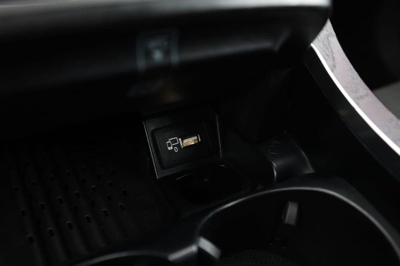 Mercedes E300 bild 28