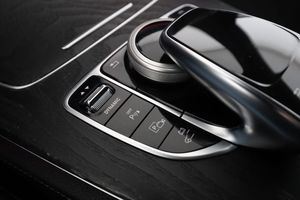 Mercedes E300 bild 29