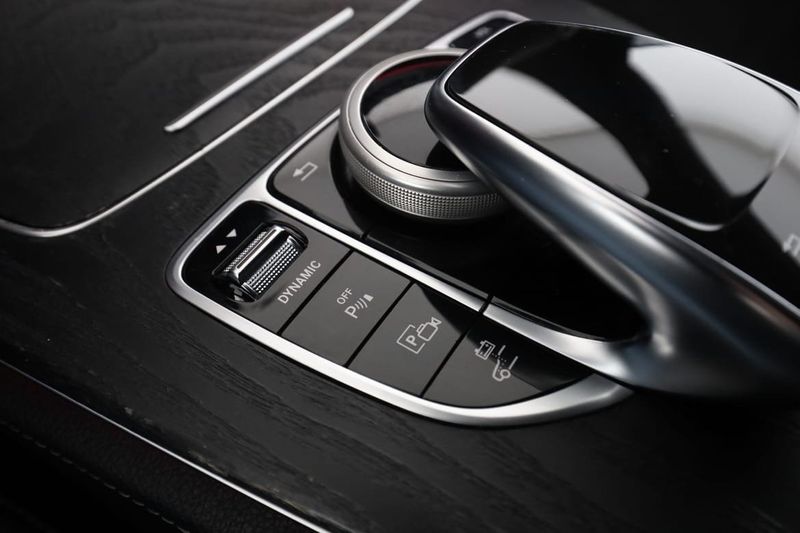 Mercedes E300 bild 29