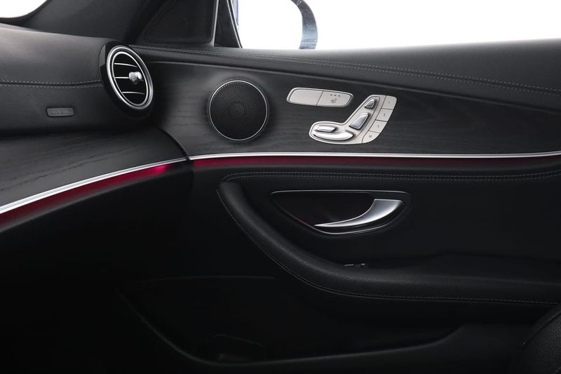 Mercedes E300 bild 31