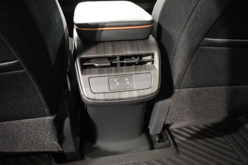 Nissan Ariya bild 13
