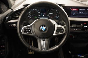 BMW 118 bild 11