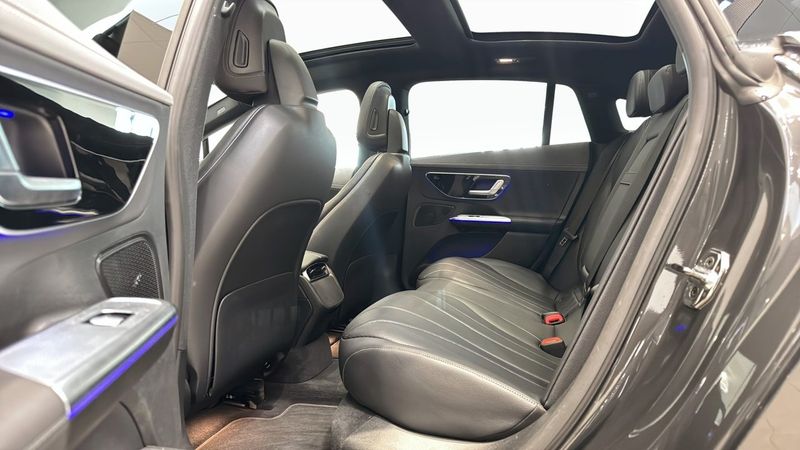 Mercedes EQE350 bild 8