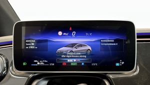 Mercedes EQE350 bild 15