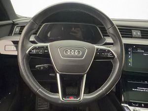 Audi e-tron bild 15