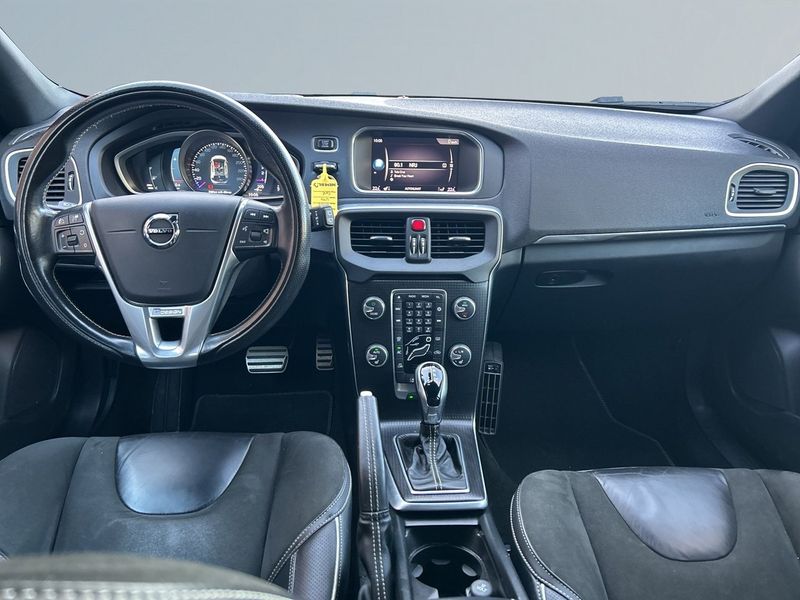 Volvo V40 bild 8