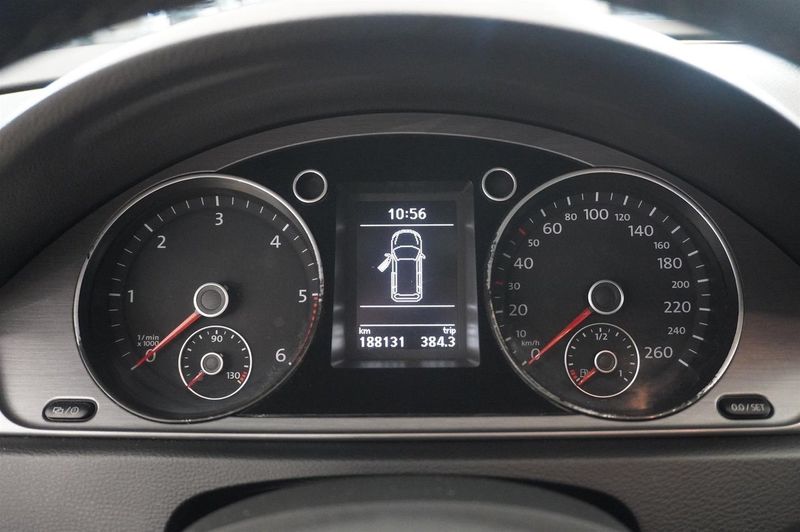 Volkswagen Passat bild 10