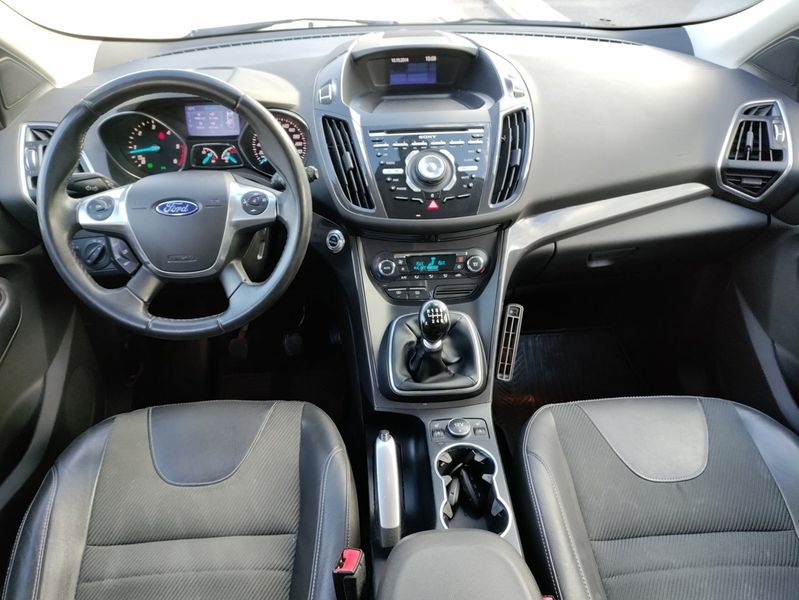 Ford Kuga bild 5