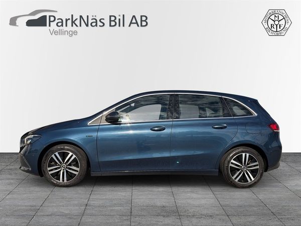 Mercedes B250 e PLUG IN DRAG NAVI - 2021