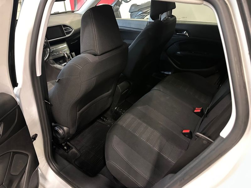 Peugeot 308 SW bild 8