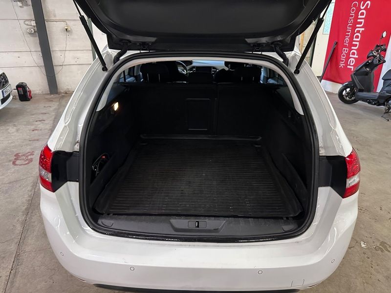Peugeot 308 SW bild 13