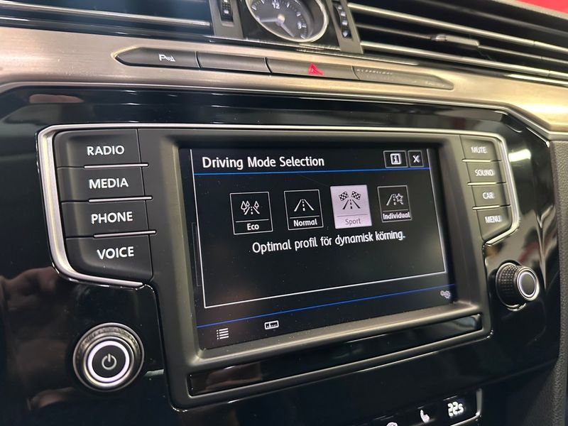 Volkswagen Passat bild 13