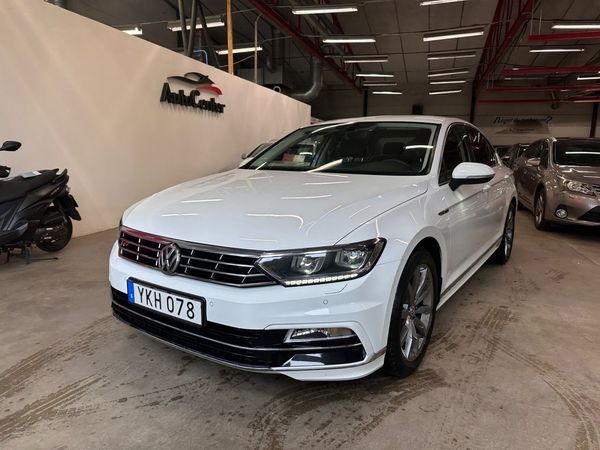 Volkswagen Passat 2.0 TDI 4Motion R- LINE Drag Värmare - 2017