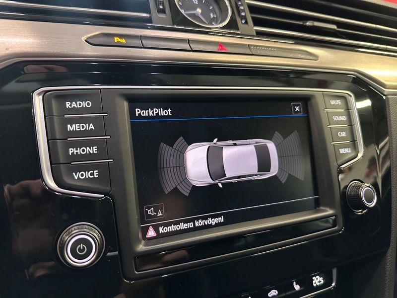 Volkswagen Passat bild 14