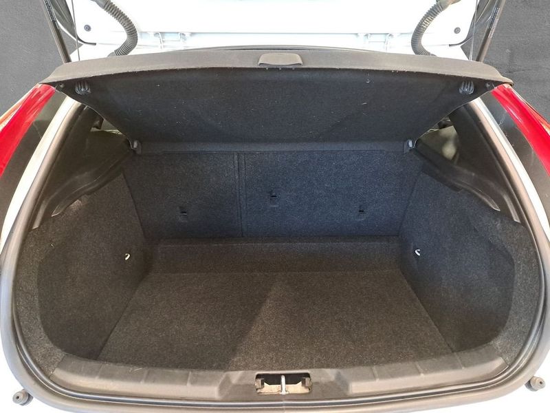 Volvo V40 bild 7
