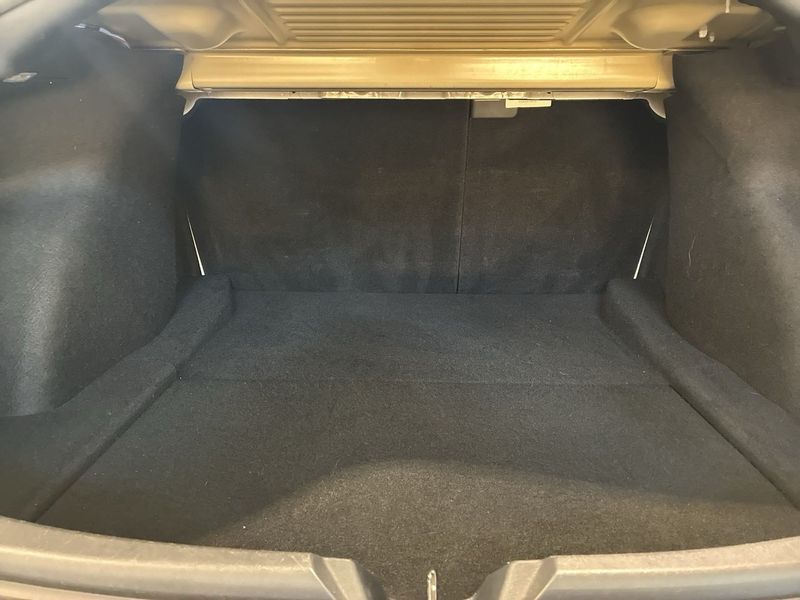 Tesla Model 3 bild 12